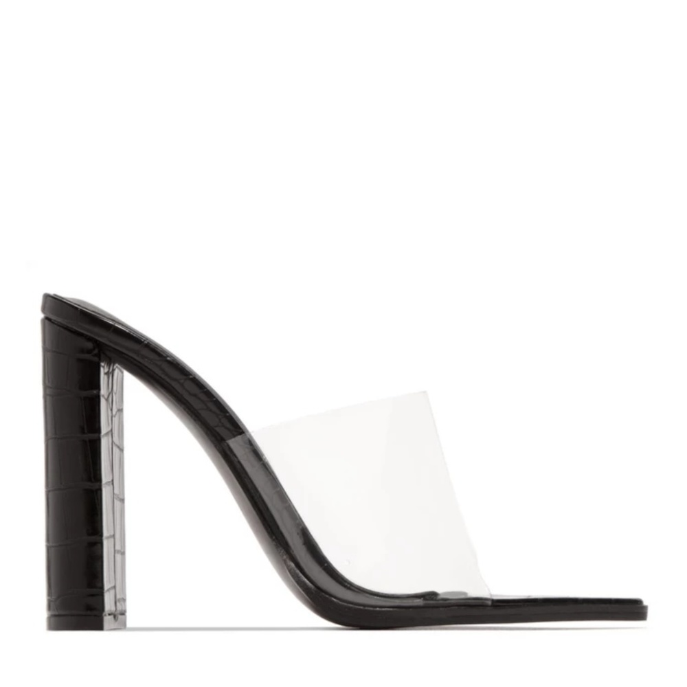 Heels size 7